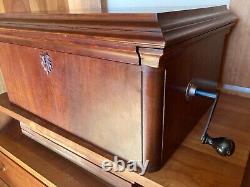 Antique Victorian MIRA Mahogany Table Top Crank Music Box -Plays 15.5 Discs