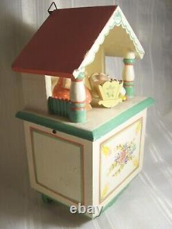 Erzgebirge Wendt Kuhn Thorens Carved Wood Music Box Mother Child Nursery Germany