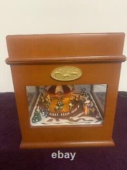 Mr. Christmas Animated Carousel Music Box Gold Label Brass Bells Wood 50 Songs