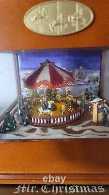 Mr Christmas Animated Symphony of Bells 50 Songs Wood Brass Music Box Tested