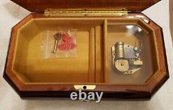 Reuge Jewelry Box Wood Inlay Goodnight My Someone #6149 Made in Italy