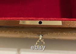 Reuge Vintage Music Box Swiss musical movement Made In Italy, includes Key