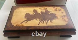 SORRENTO WOOD PICTURE INLAY ROMAN CHARIOT HORSES REUGE MUSIC BOX Cesars Palace