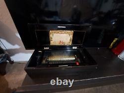 VINTAGE RARE 1886 Swiss made music box 10 melodies large wood case